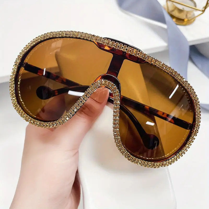 Women's extravagant sunglasses with sparkling frame Stornfield
