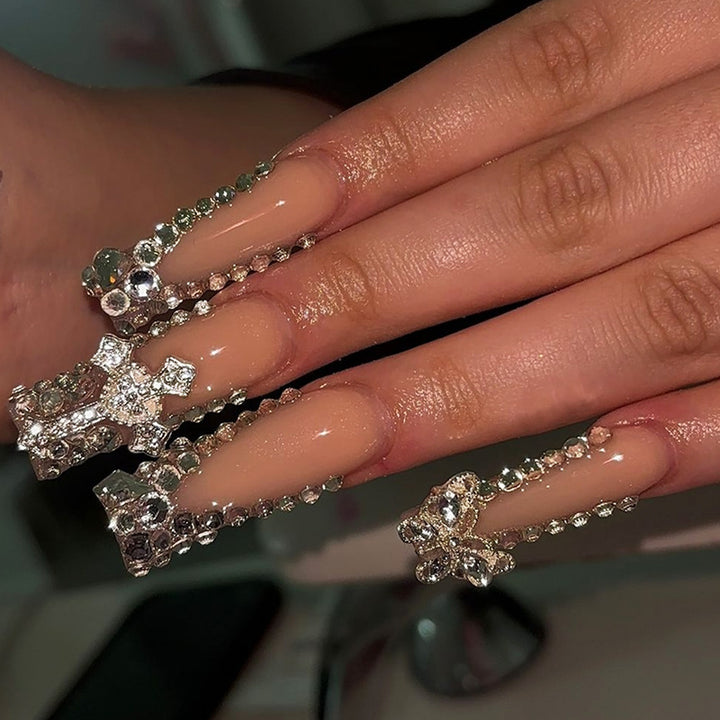 Artificial nails with elegant decoration Stornfield