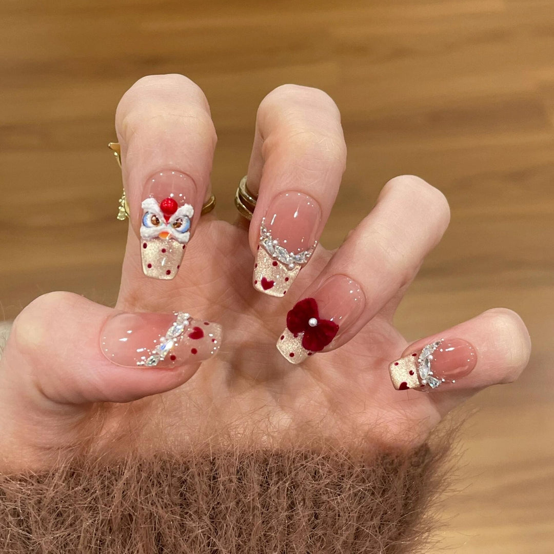 Creative nail art with flower and fruit motifs Stornfield