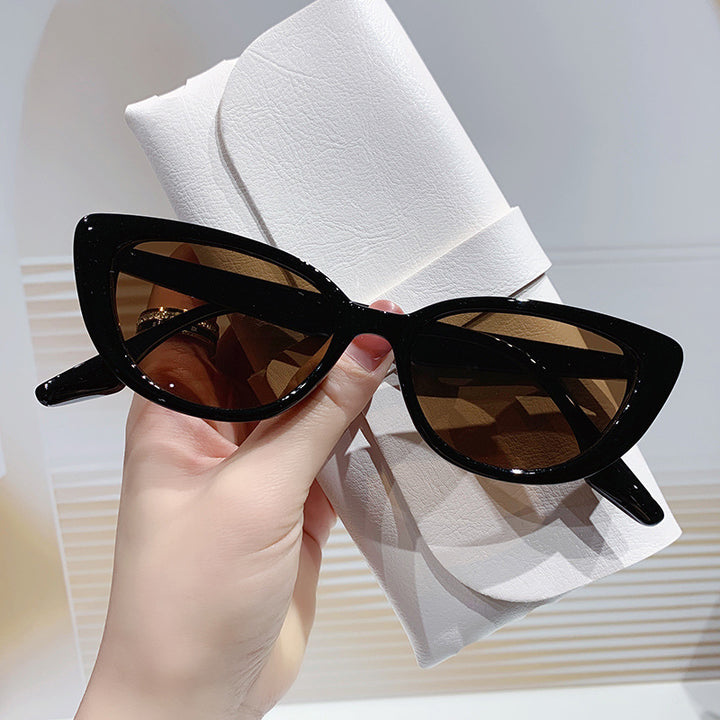 Ladies Cat-Eye Sunglasses with elegant, rimless design Stornfield
