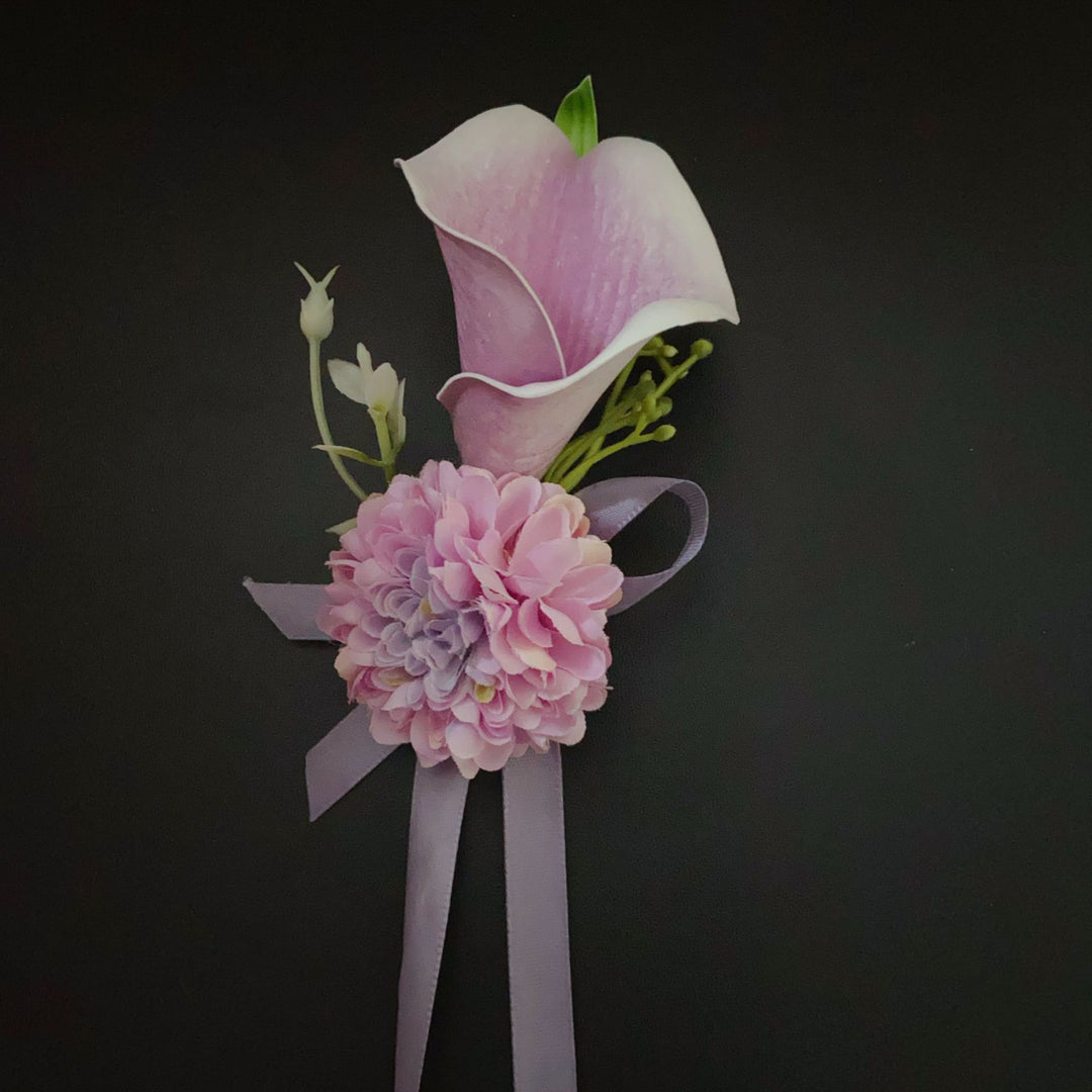 Elegant Floral Boutonniere