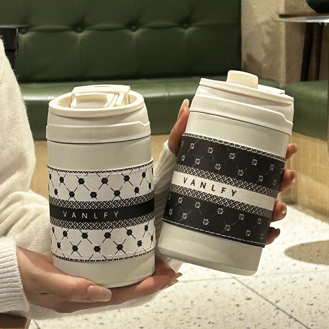 Ladies' insulated bottle with secure flip closure and charming animal motif Stornfield