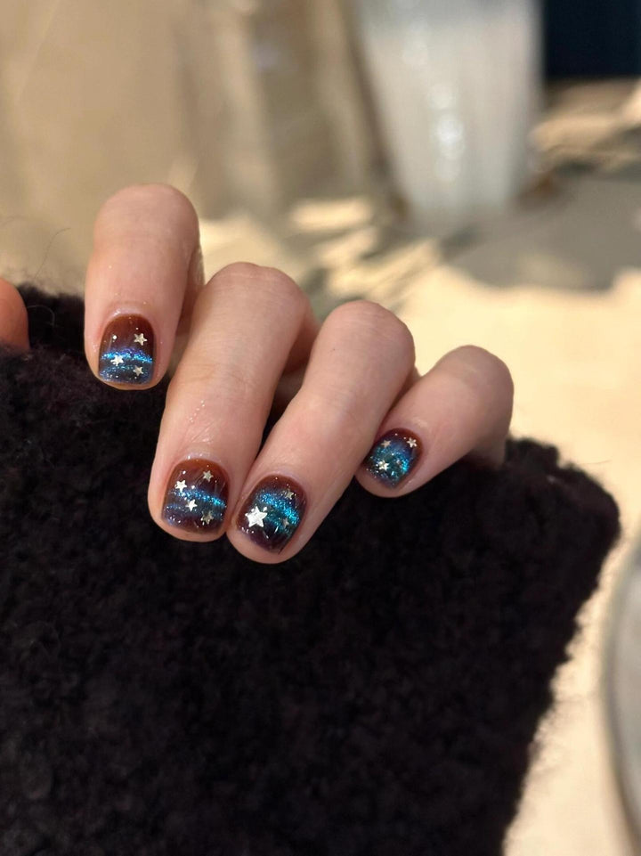 Glamorous Art Nails with Sparkling Star Design Stornfield