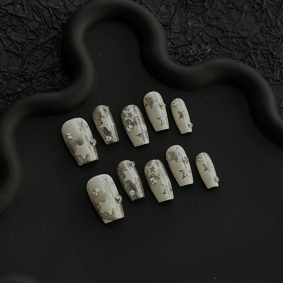 Glamorous Star-Embellished Press-On Nail Set