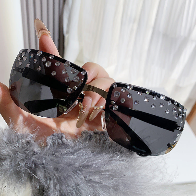 Women's Glamorous Sunglasses with Glitter Accents Stornfield
