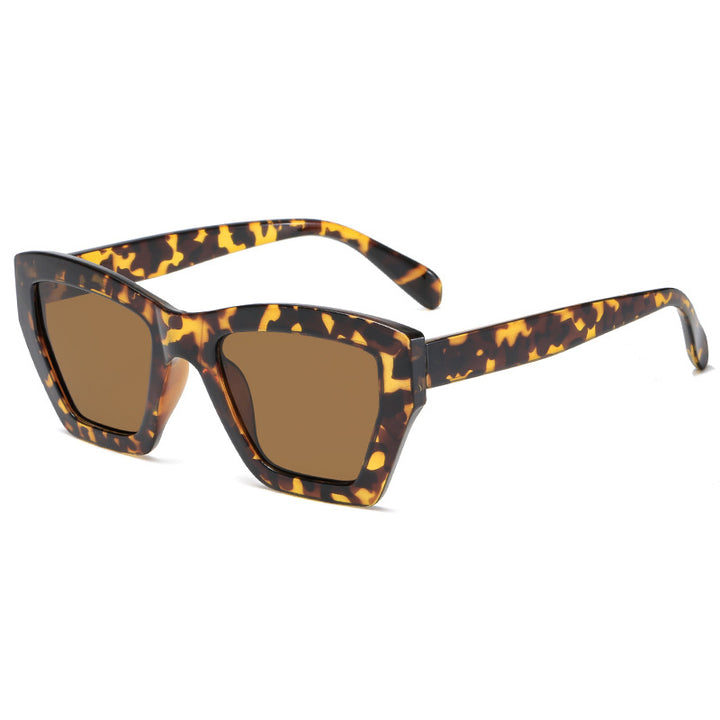 Ladies trendy sunglasses in modern geometric design Stornfield