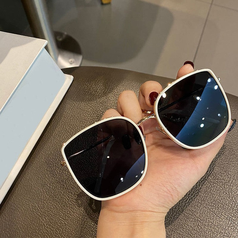 Women's Fashion Oversized Sunglasses in Elegant Square Design Stornfield