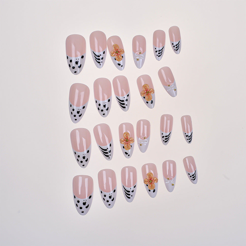 Artistic Flower-Embellished Press-On Nails Stornfield