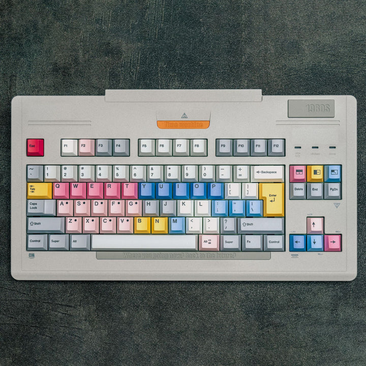 Vintage-Inspired Gaming Keyboard Stornfield