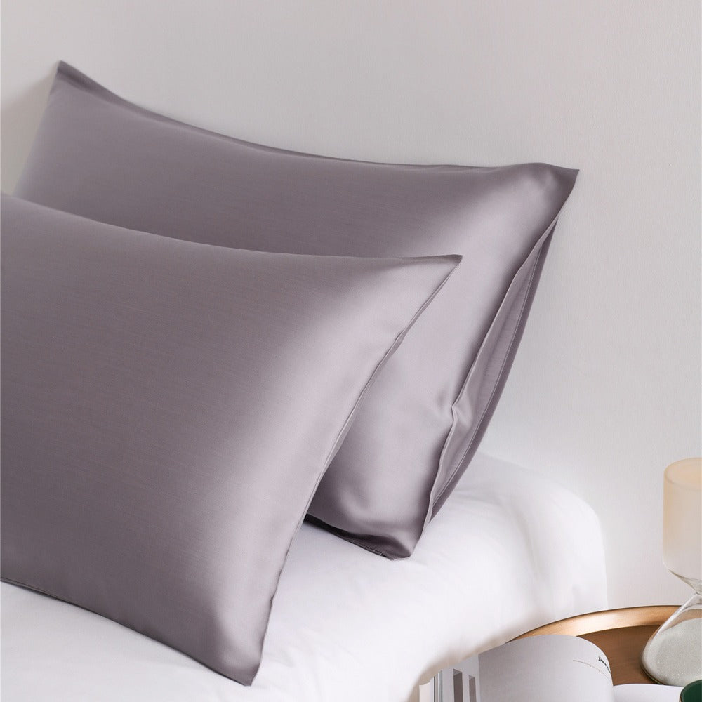Pillowcase set made of cotton satin with concealed zipper and extra soft texture