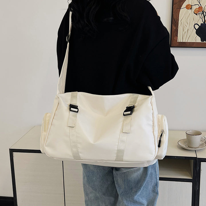 Versatile Compartmentalized Travel Tote Stornfield