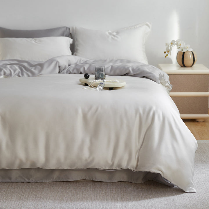 High-quality reversible Mako satin bedding set with a silky-soft touch