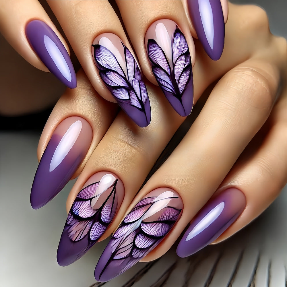 Artificial nails with an elegant floral pattern Stornfield