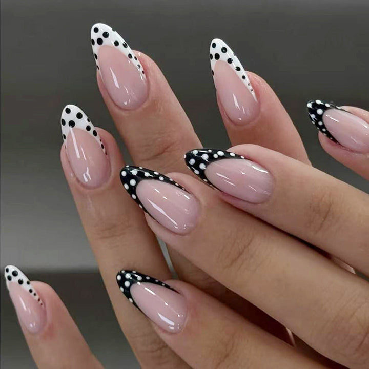Elegant Artistic Nail Extensions Stornfield