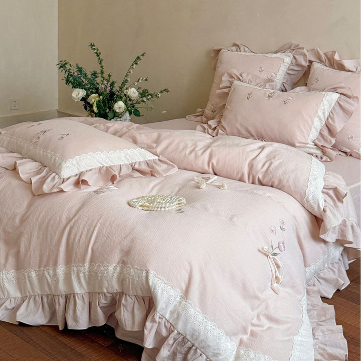 Romantic cotton bedding set with ruffles and floral embroidery