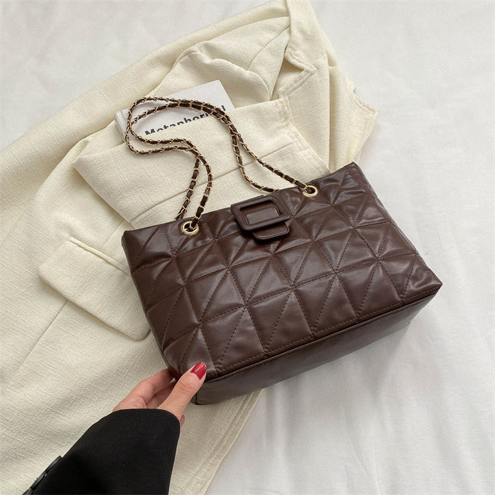Elegant Quilted Handbag