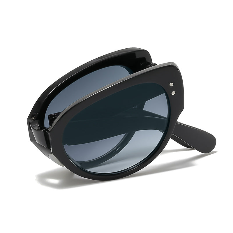 Chic Fashion-Forward Cat Eye Sunglasses Stornfield