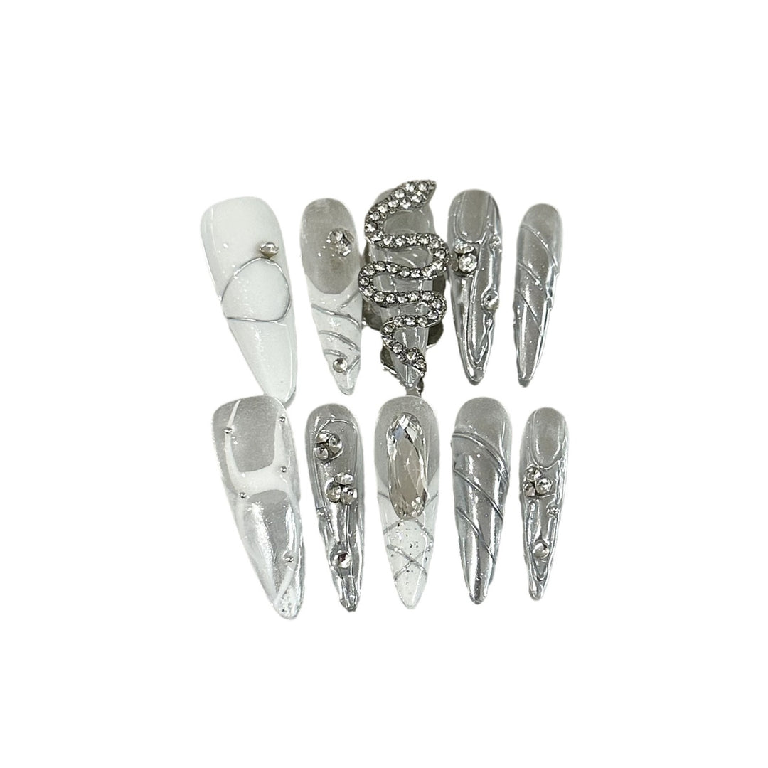 Glamorous Themed Press-On Nail Set