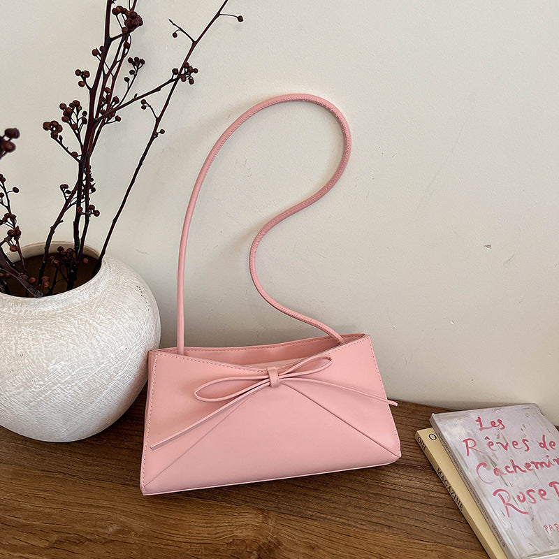 Elegant Bow-Detail Handbag