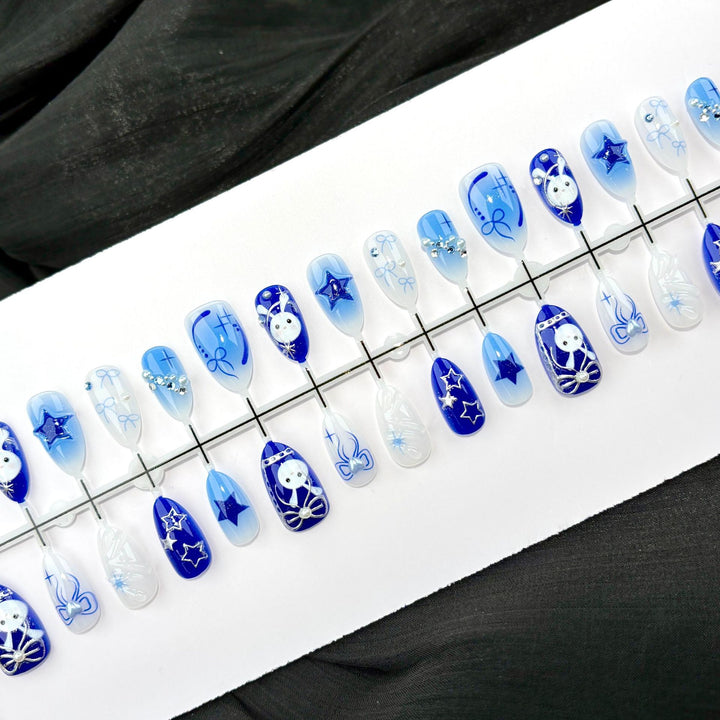 Elegant Polka Dot and Lace Press-On Nail Set