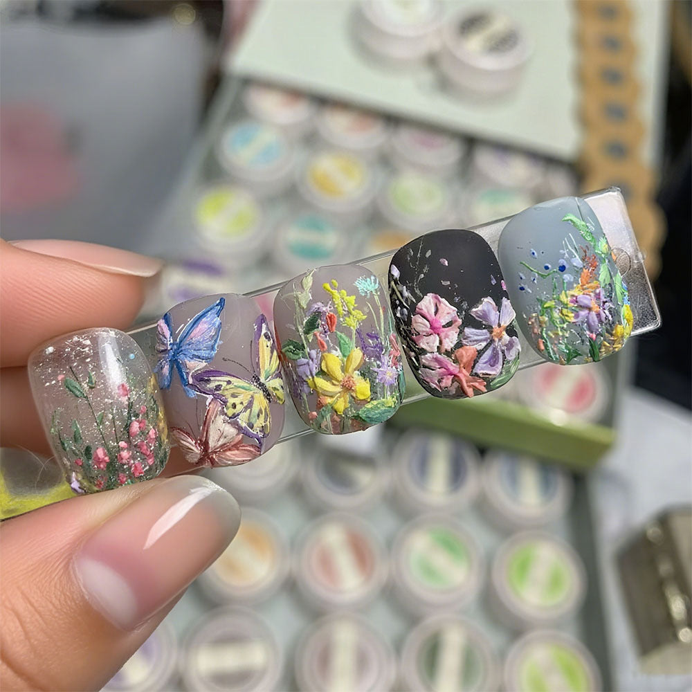 Elegant Nail Art with Black-White Contrast Stornfield