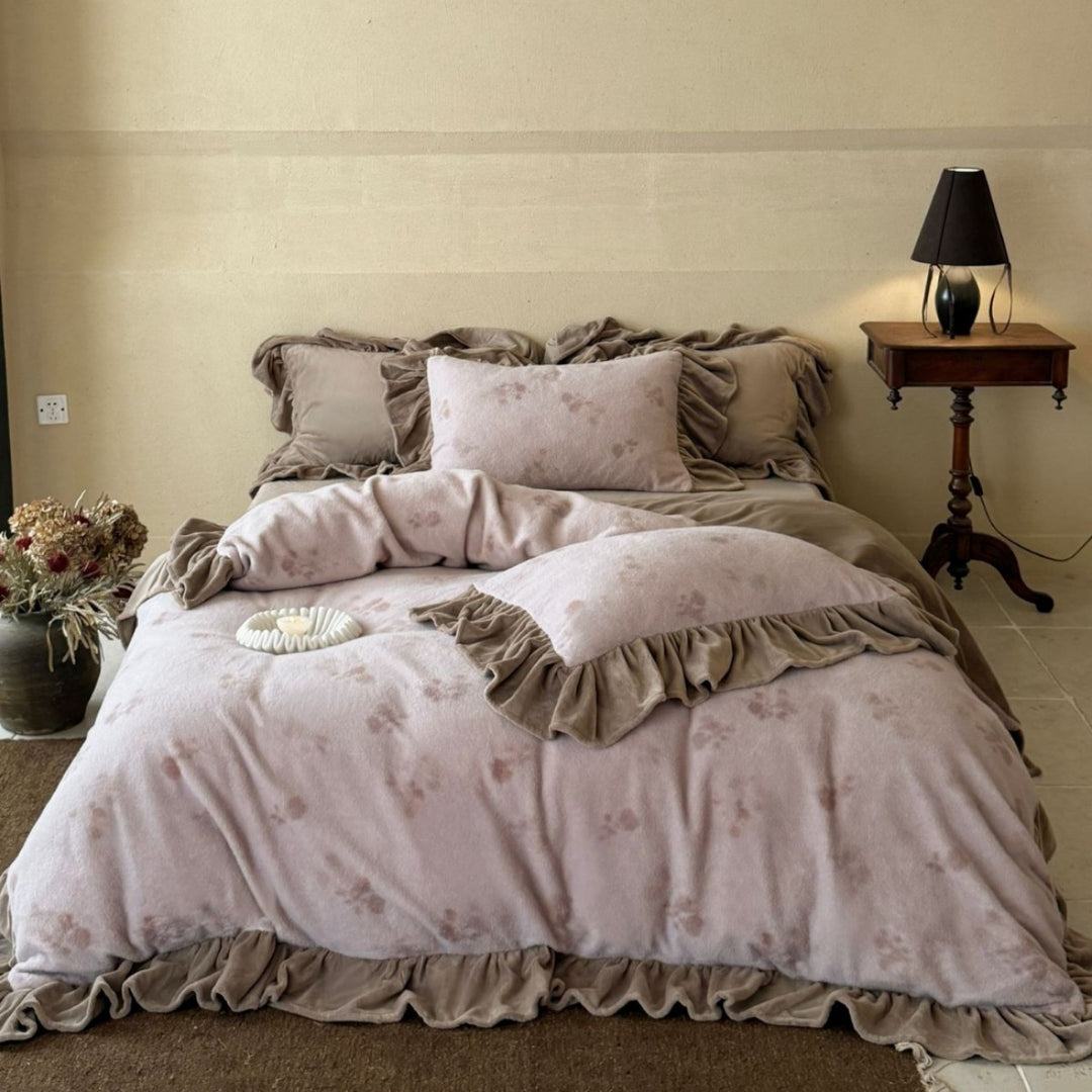Plush Microfiber Brushed Fleece Comforter Set with Ruffled Velvet Trim