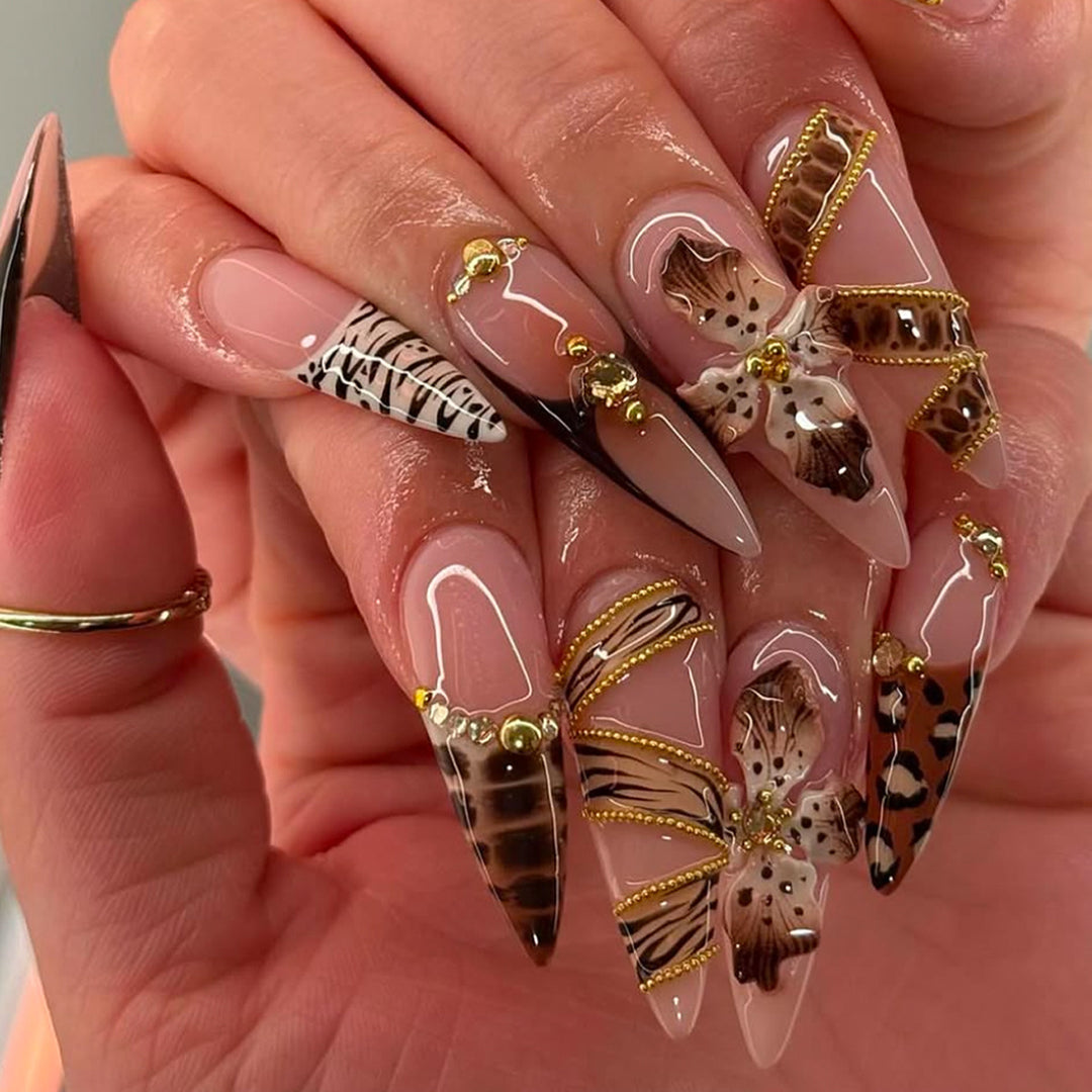 Artificial Stiletto Artificial Nails with Glamorous Animal Designs Stornfield
