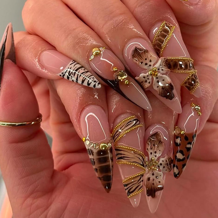Artificial Stiletto Artificial Nails with Glamorous Animal Designs Stornfield