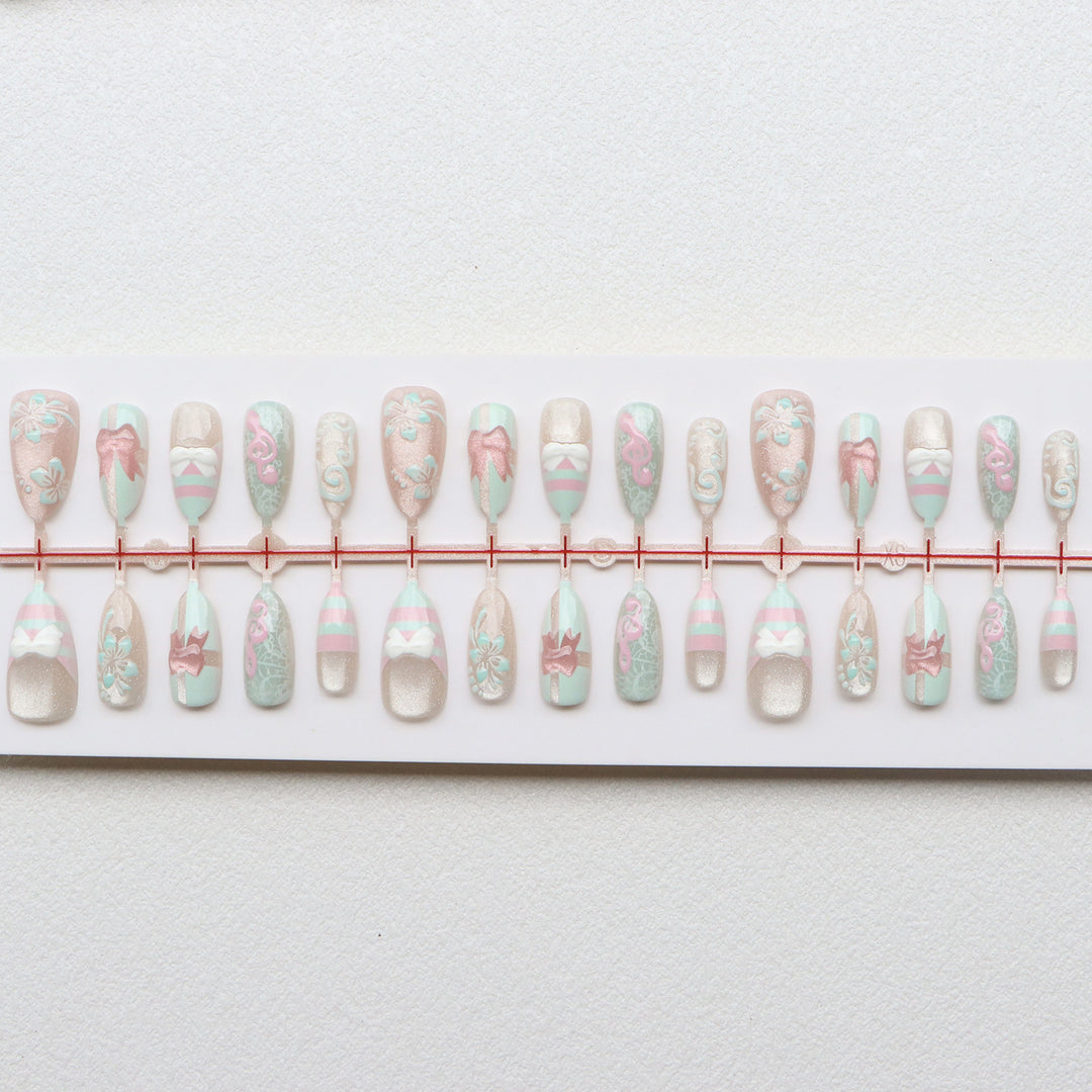 Themed Press-On Nail Art Set Stornfield