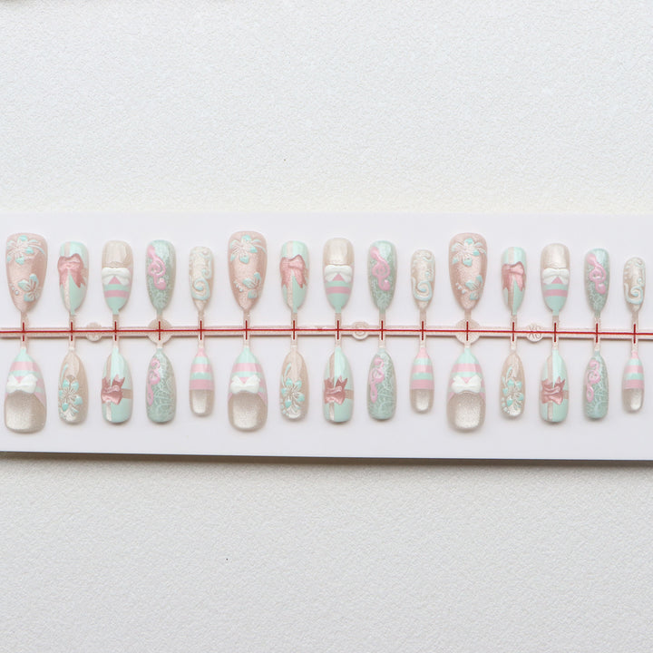 Themed Press-On Nail Art Set Stornfield