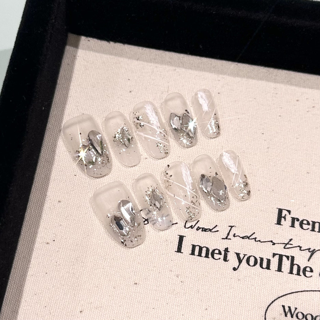 Glamorous Crystal-Embellished Press-On Nail Kit