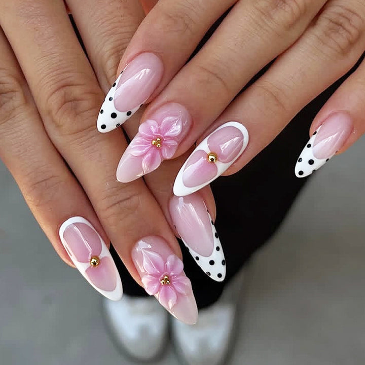 Artistic Floral Design Nail Tip Set Stornfield