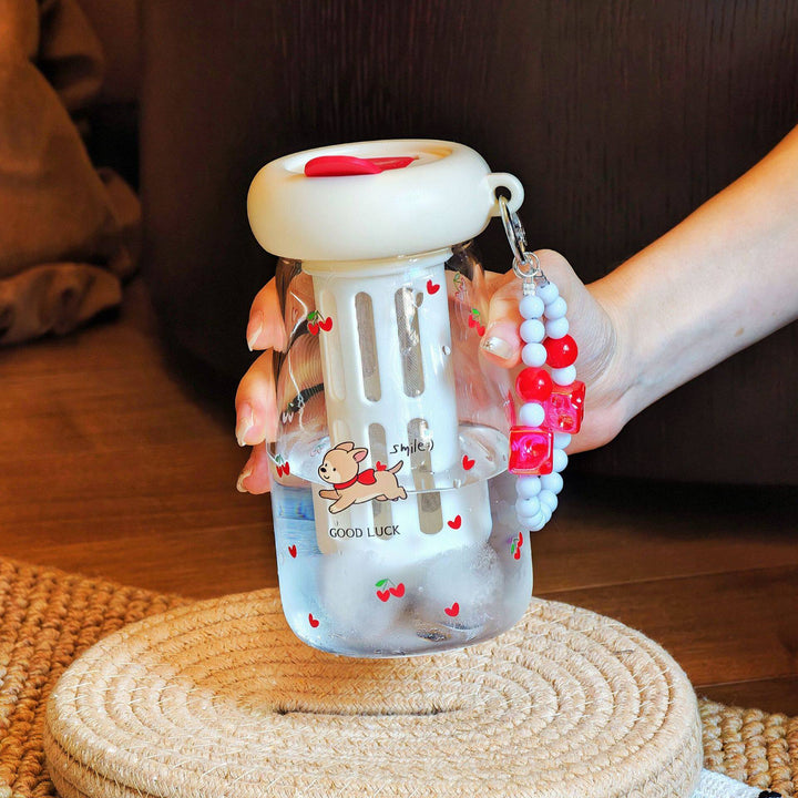 Ladies drinking container with unique design and integrated straw Stornfield