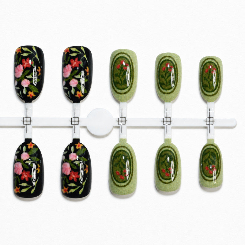 Artificial nails with floral design Stornfield