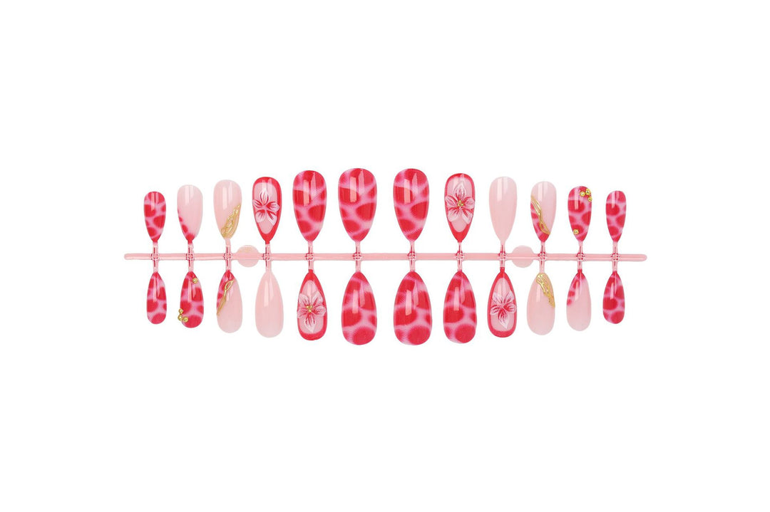Nail polish set with artistic designs Stornfield