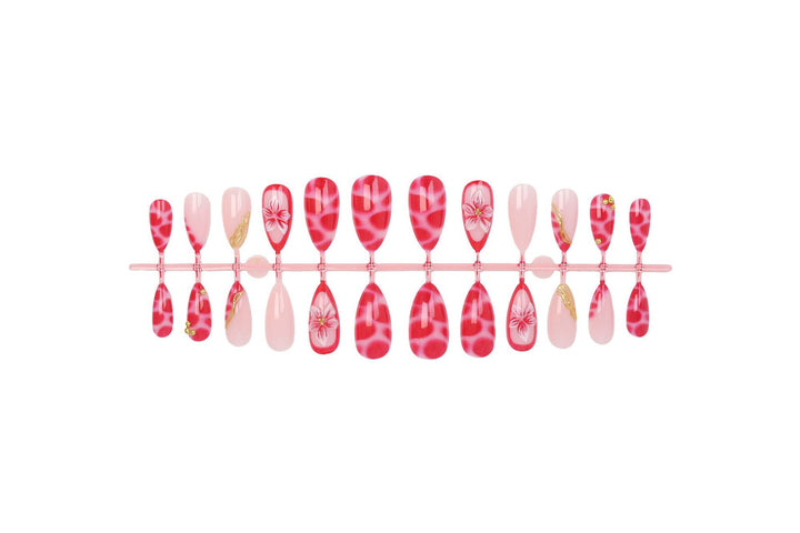 Nail polish set with artistic designs Stornfield