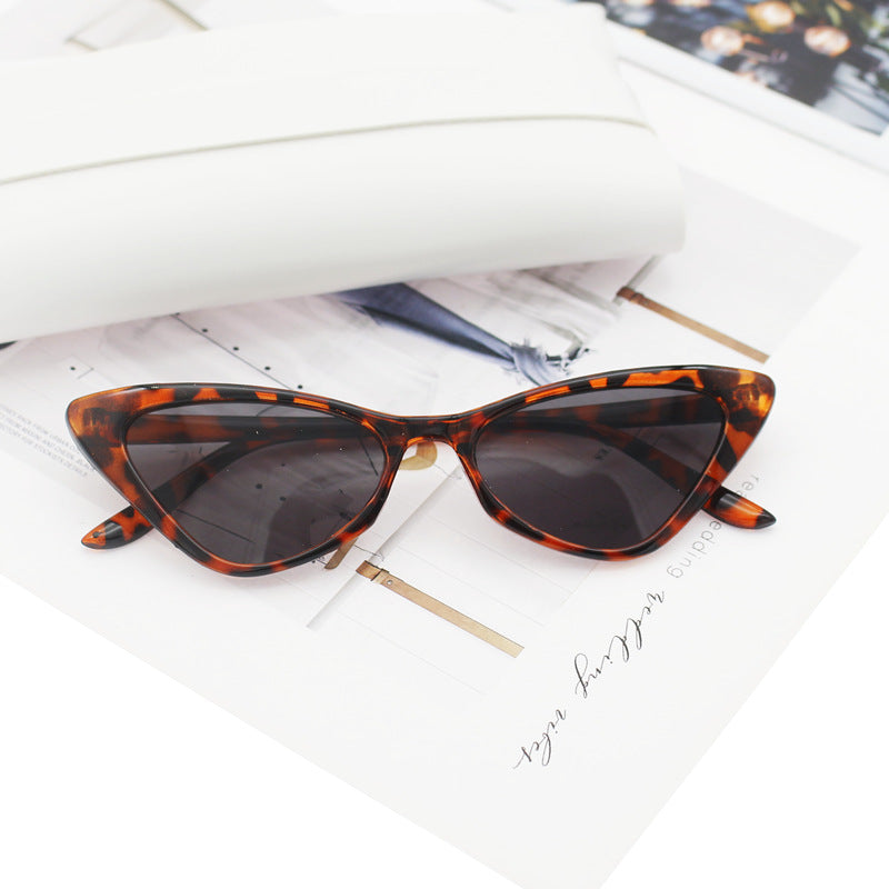 Women's Cat-Eye Sunglasses with Carefully Designed Frame Stornfield