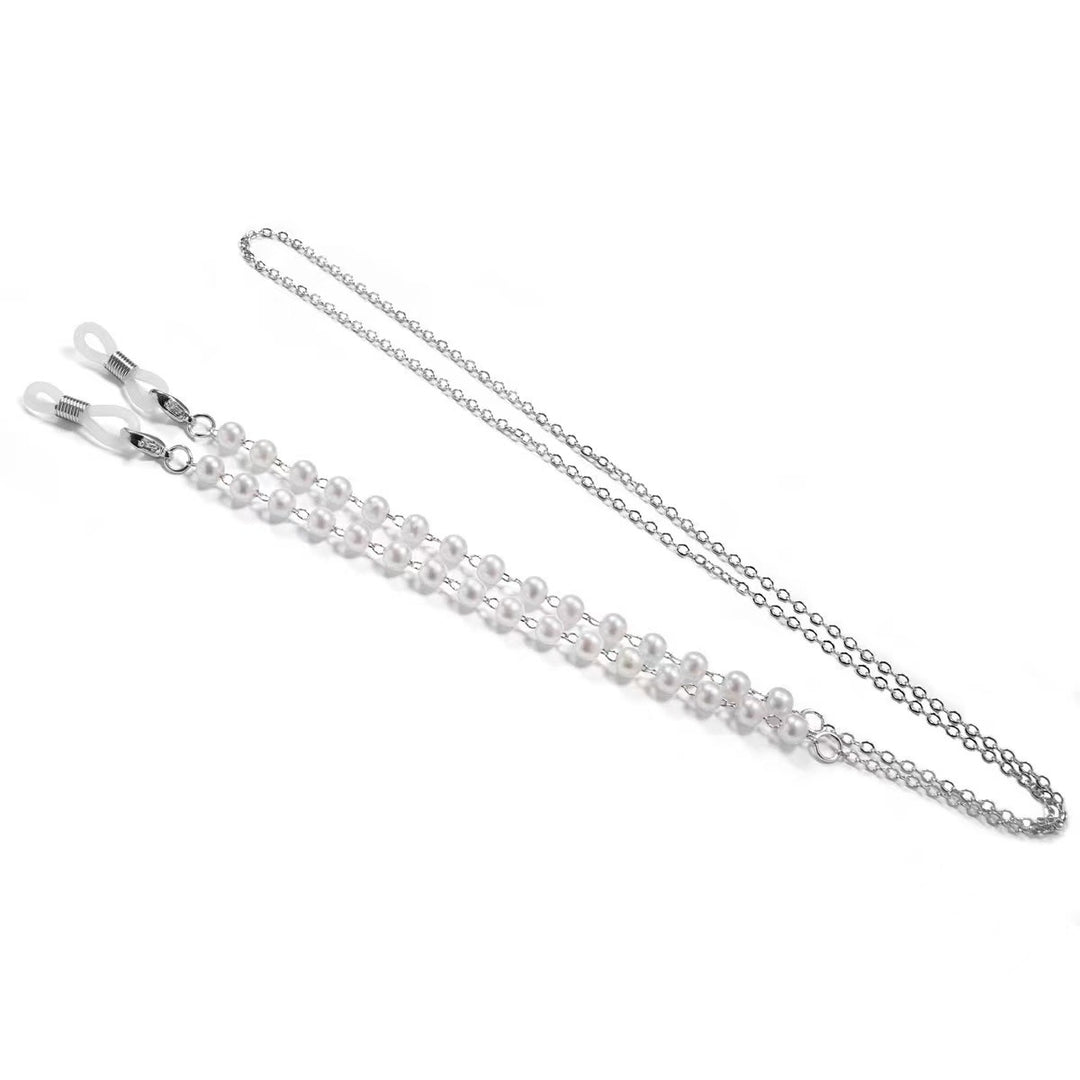 Elegant Beaded Eyewear Chain Stornfield