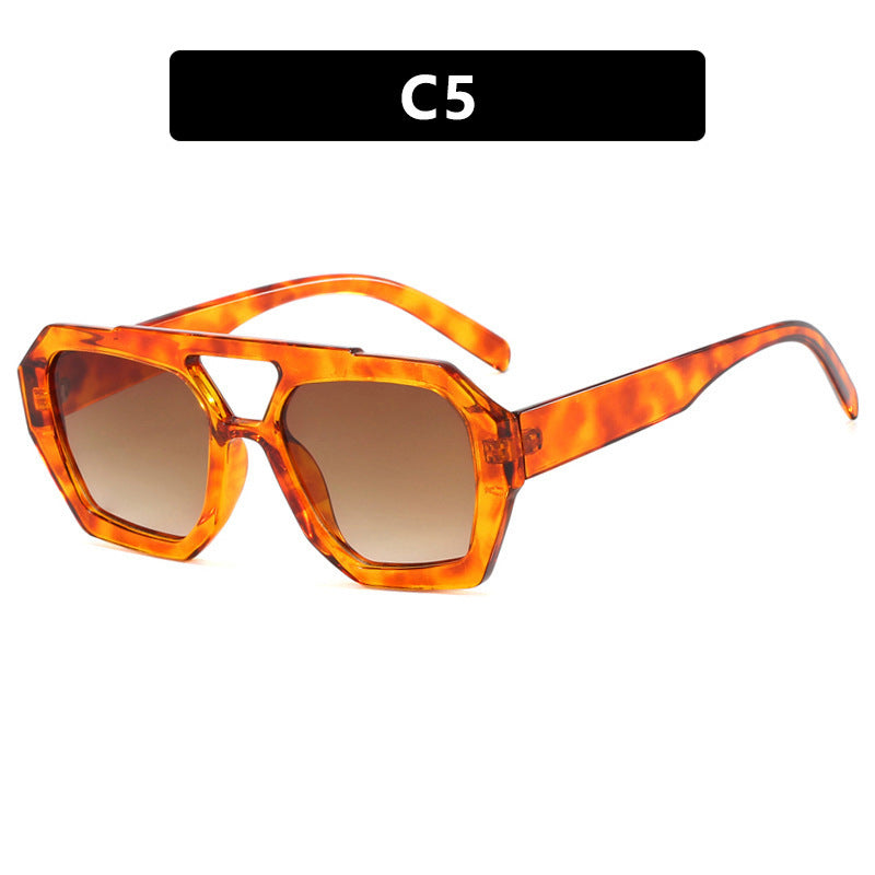 Women's geometric sunglasses with luxurious design Stornfield