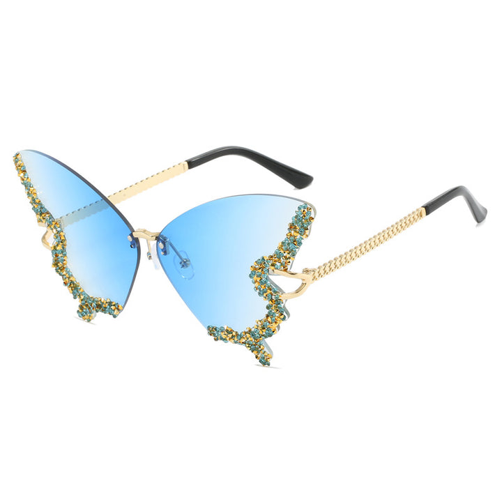 Ladies extravagant Cats Eye sunglasses with sparkling accents Stornfield