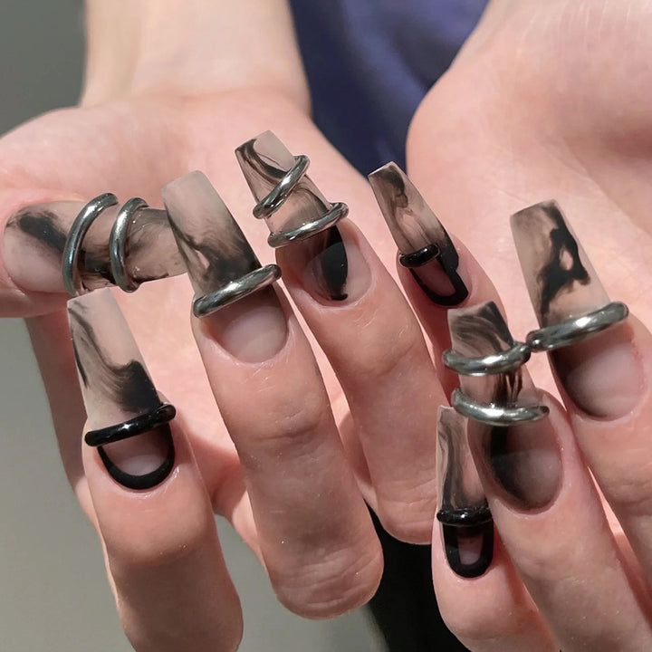 Trendy and creative artificial nails Stornfield