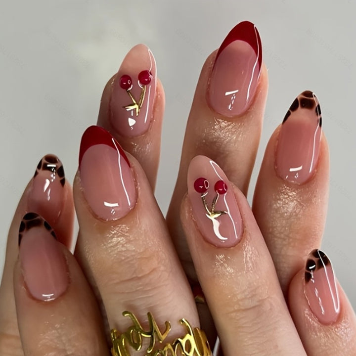 Trendy French Tip Nail Art Set Stornfield