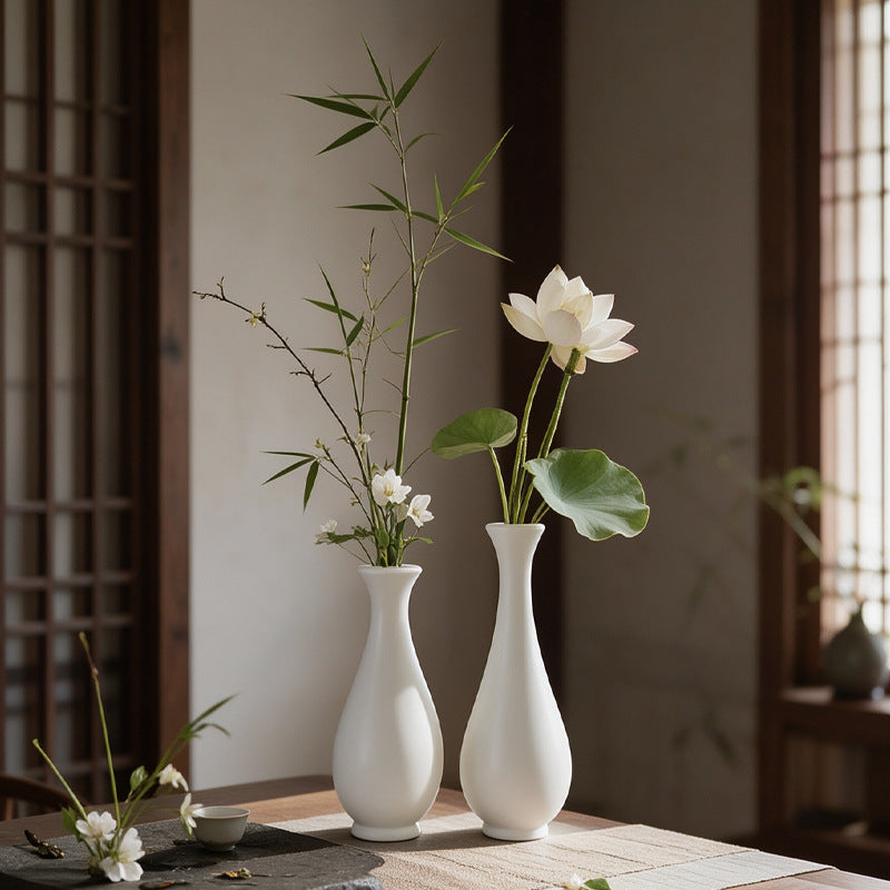 Elegant Decorative Ceramic Vase Stornfeild
