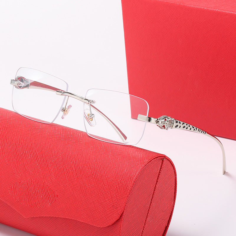 Women Square Sunglasses in Elegant Style Stornfield