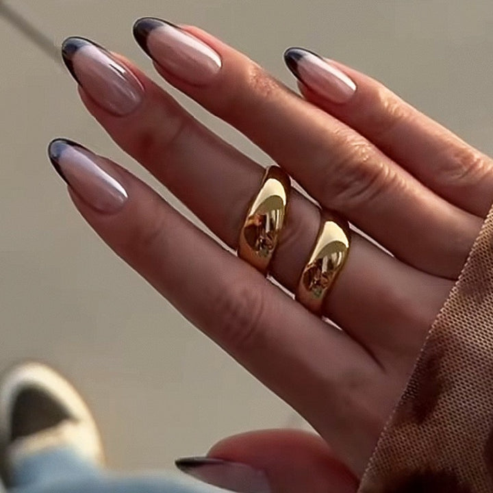 Artificial nail set with elegant high-gloss ombre design and sparkling accents Stornfield