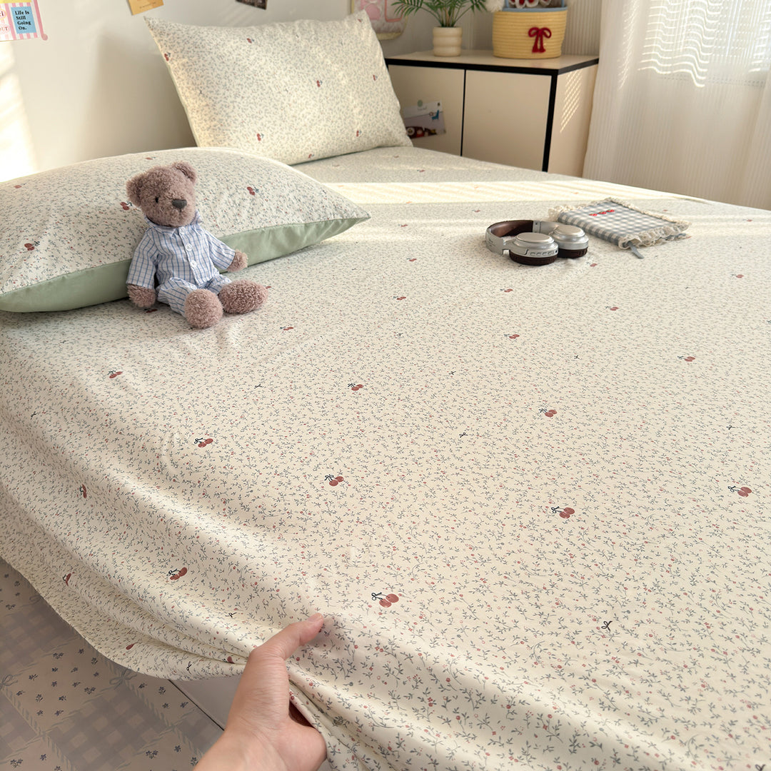 Bow-Print Cotton Sateen Fitted Sheet Set with Pillowcases