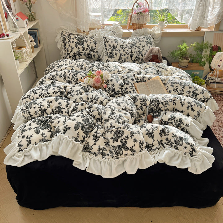 Floral Print Quilted Comforter Set