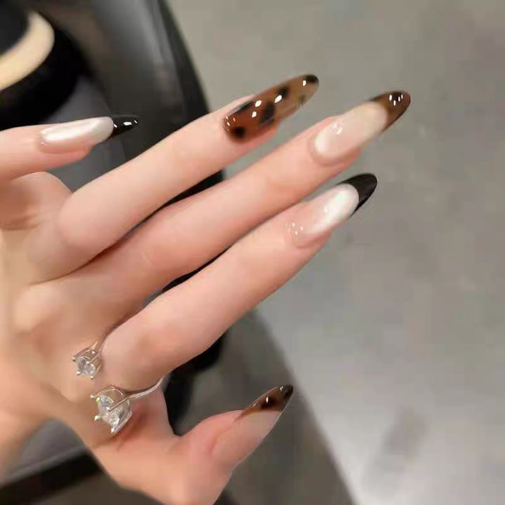 Artistic Press-On Nail Set with Elegant Floral and Gemstone Accents Stornfield