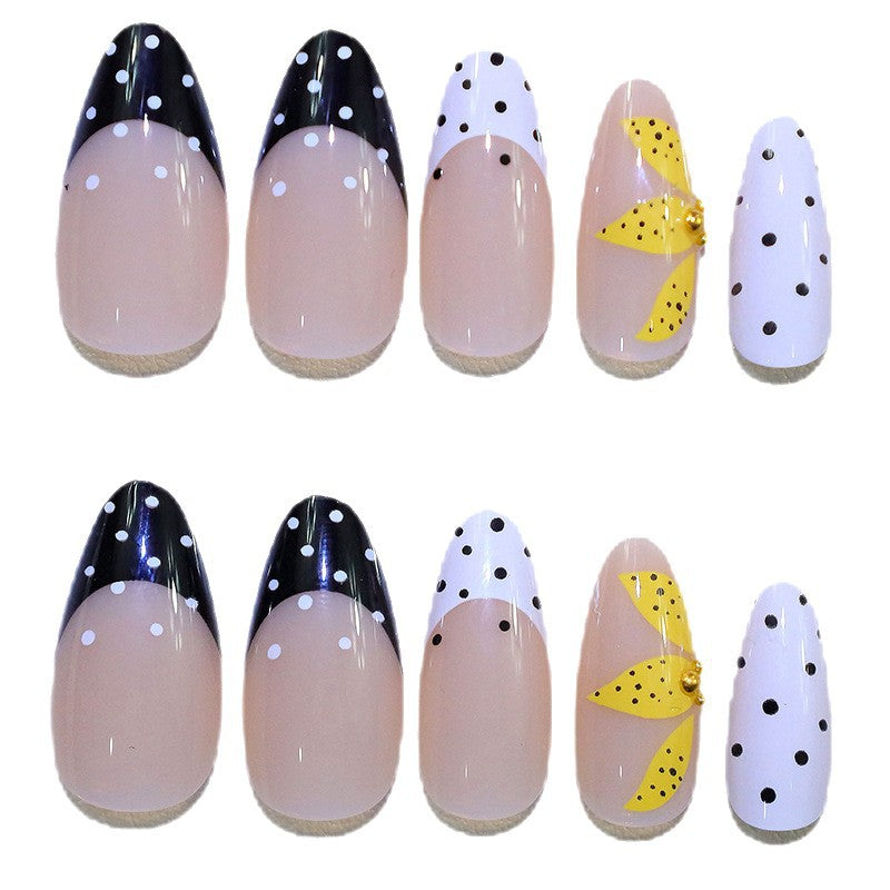 Creative Floral Accent Nail Art Set Stornfield