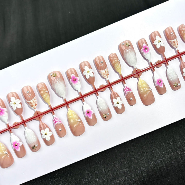 Decorative Floral-Themed Press-On Nail Art Set